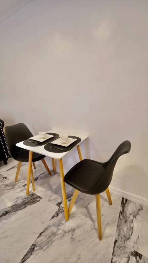 Makati Isabela Luxury Daire Manila Dış mekan fotoğraf